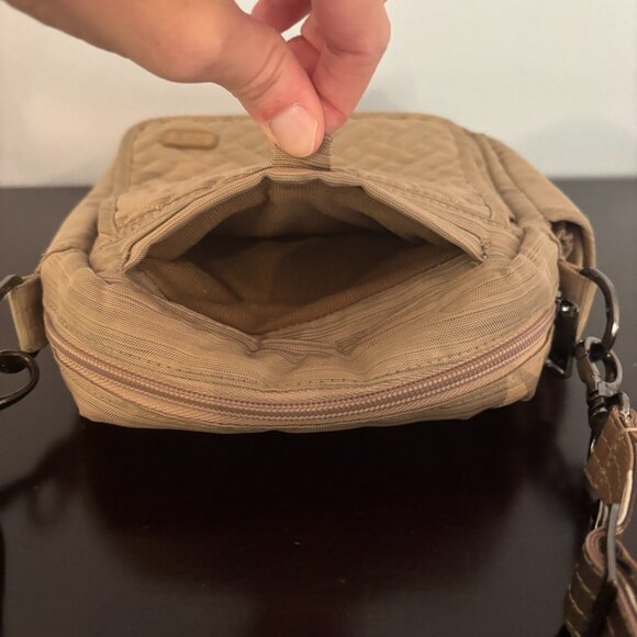 Lug Flapper Light Gold Tan Quilted Nylon Camo Strap Convertible Crossbody - Picture 8 of 15